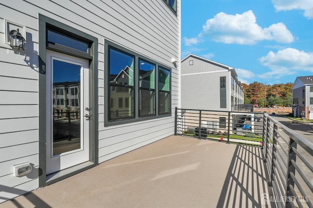 302 Nash Ave, West Windsor, NJ 08550 - view of balcony