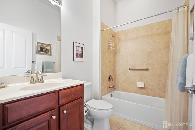 1 Jester Ct, Monroe, NJ 08831 - full bathroom featuring tile patterned flooring, toilet, vanity, and shower / bath combo