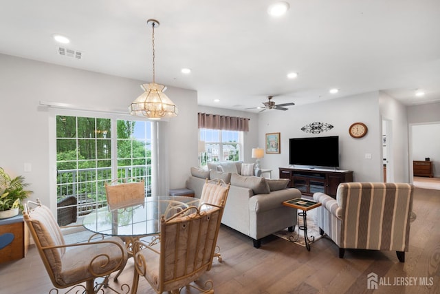 635 Lorhan Dr, Piscataway, NJ 08854 - photo 9