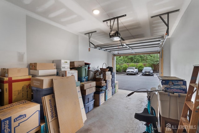 635 Lorhan Dr, Piscataway, NJ 08854 - photo 25