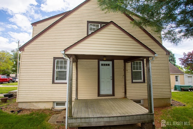 25 S Edward St S, Sayreville, NJ 08872 - view of back of house