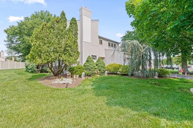 236 Community Cir, Old Bridge, NJ 08857 - view of yard