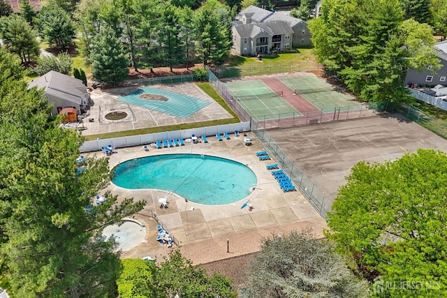 birds eye view of property
