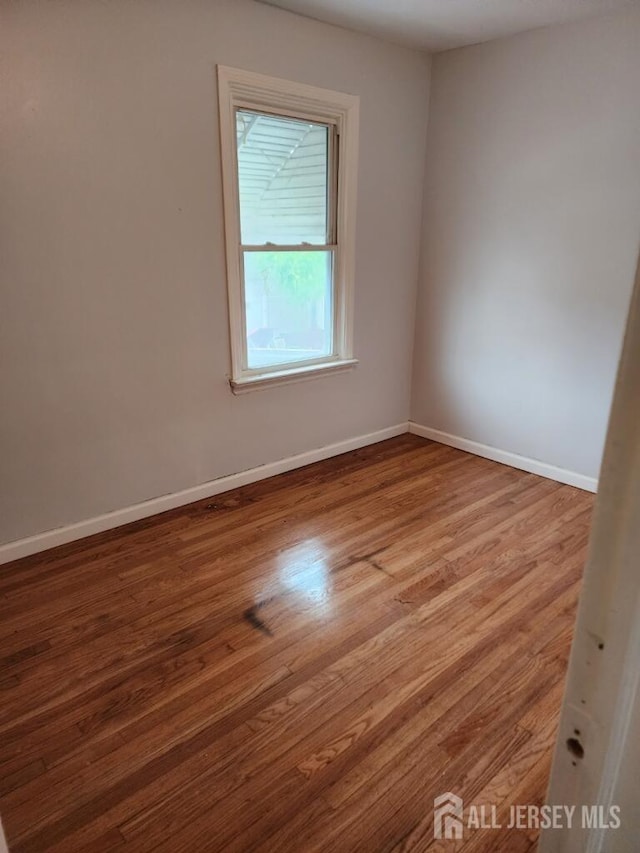 651 Penn St, Perth Amboy, NJ 08861 - photo 11