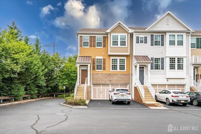 801 Mia Dr, Highland Park, NJ 08904 - photo 1