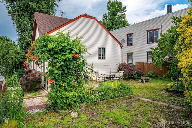 221 S Pine Ave S, South Amboy, NJ 08879 - rear view of house with a shingled roof