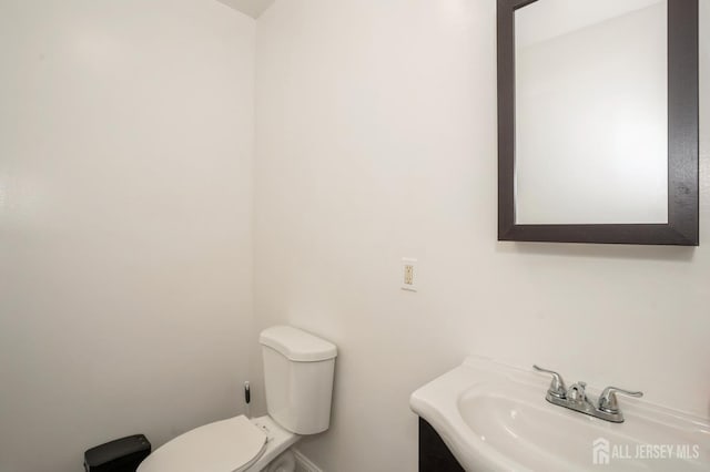 64 Hardgrove Ter, Irvington, NJ 07111 - photo 22