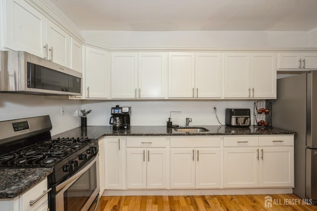 64 Hardgrove Ter, Irvington, NJ 07111 - photo 9