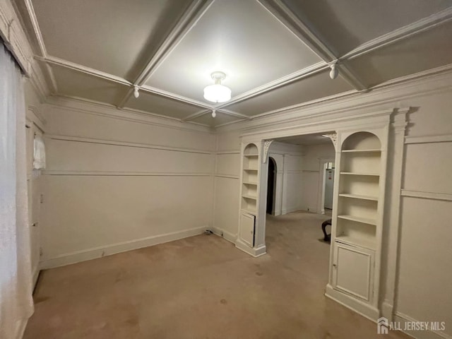 309 S 2nd Ave S, Highland Park, NJ 08904 - interior space featuring arched walkways, carpet floors, and baseboards