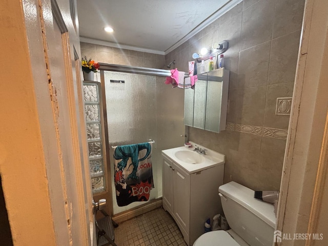 166 Fulton St, New Brunswick, NJ 08901 - full bath featuring toilet, an enclosed shower, vanity, tile patterned floors, and crown molding
