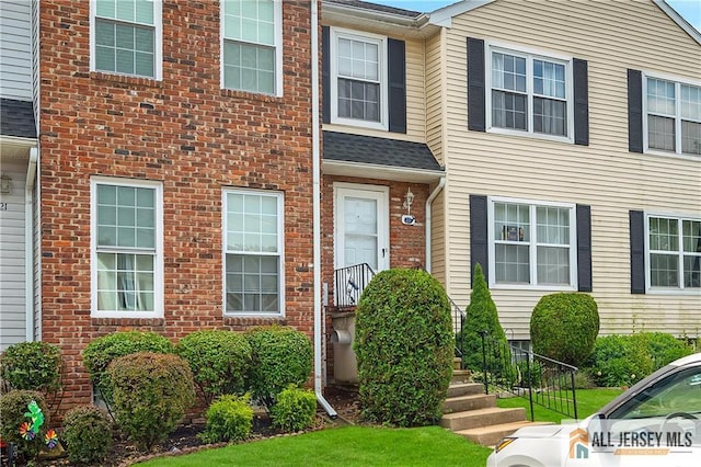 20 Karwatt Ct, Sayreville, NJ 08872 - townhome / multi-family property with brick siding