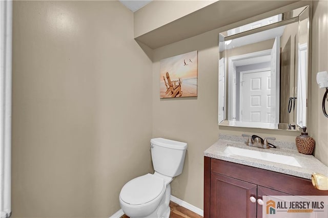20 Karwatt Ct, Sayreville, NJ 08872 - half bath featuring toilet and vanity