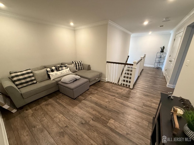 3504 Charleston Dr, Monroe, NJ 08831 - living area featuring dark wood-type flooring, recessed lighting, ornamental molding, and baseboards