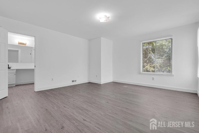 4 Gate House Ln, Edison, NJ 08820 - photo 29