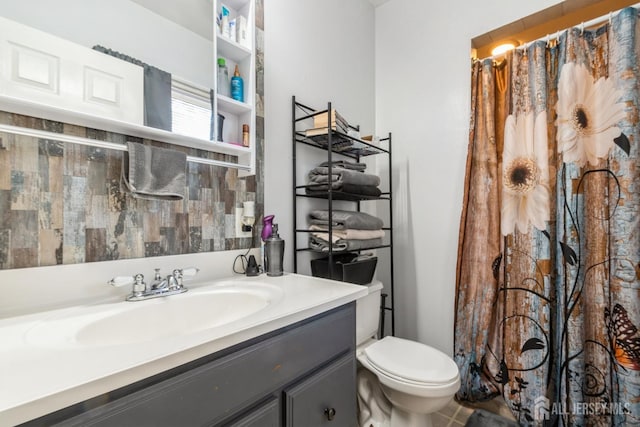 245 S Madison Ave S, Dunellen, NJ 08812 - full bath with vanity and curtained shower