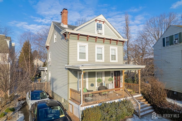 view of front of house featuring covered porch