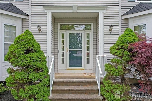 65 Cortland Dr, East Brunswick, NJ 08816 - property entrance