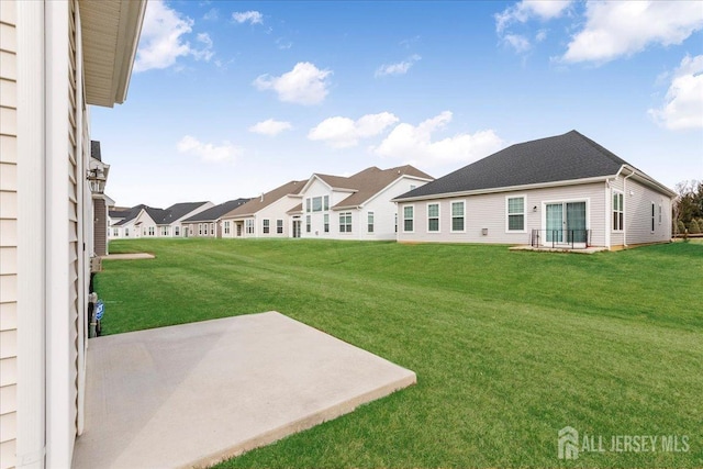 view of yard with a patio