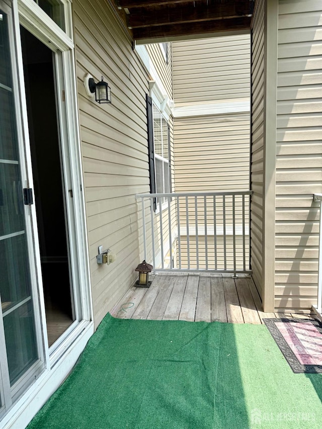 2024 Edward Stec Blvd, Edison, NJ 08837 - view of wooden terrace