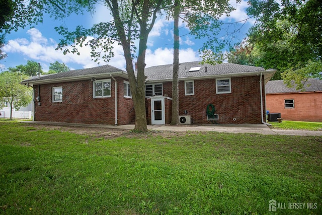 326 Walnut St, South Amboy, NJ 08879 - photo 6