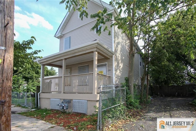 154 Comstock St, New Brunswick, NJ 08901 - photo 2