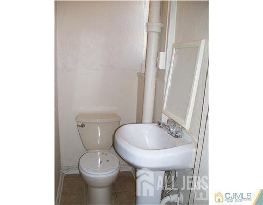 19 Haag St, Sayreville, NJ 08872 - half bathroom with toilet