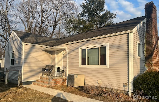 131 Berkeley Ter, Plainfield, NJ 07062 - view of front of home featuring a chimney