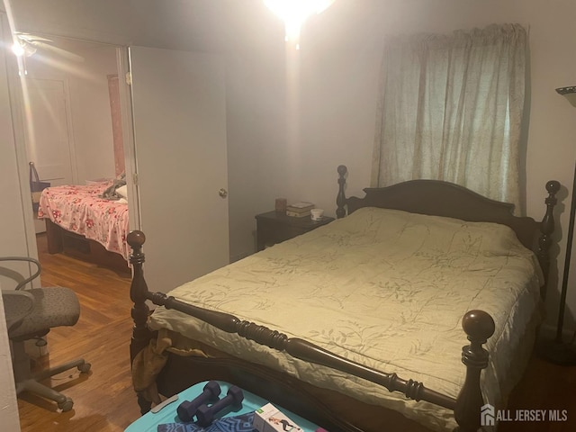 131 Berkeley Ter, Plainfield, NJ 07062 - bedroom featuring wood finished floors