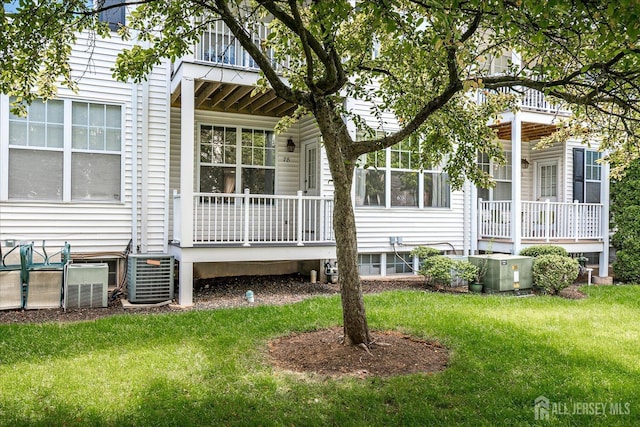 78 Central Ave Unit 49, Metuchen, NJ 08840 - back of property with a porch, central air condition unit, and a yard