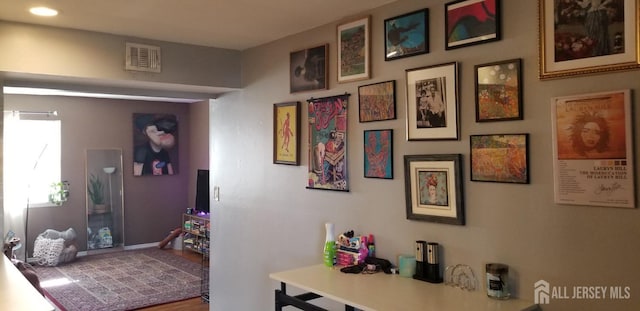 197 Evergreen Rd Unit 3A, Edison, NJ 08837 - hall featuring recessed lighting