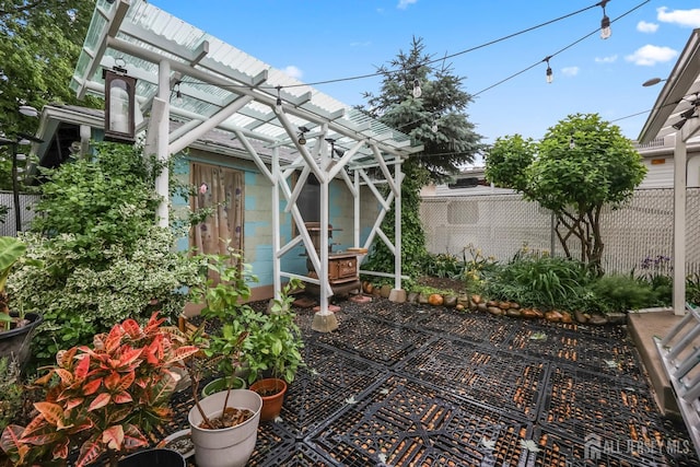 365 E John St, South Amboy, NJ 08879 - view of patio