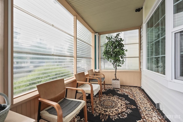 365 E John St, South Amboy, NJ 08879 - view of sunroom / solarium