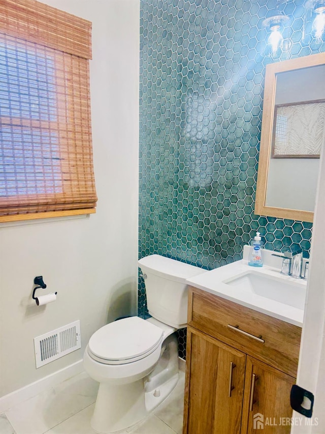 22 Ned Ct, Sewaren, NJ 07077 - photo 18