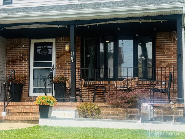 22 Ned Ct, Sewaren, NJ 07077 - photo 3