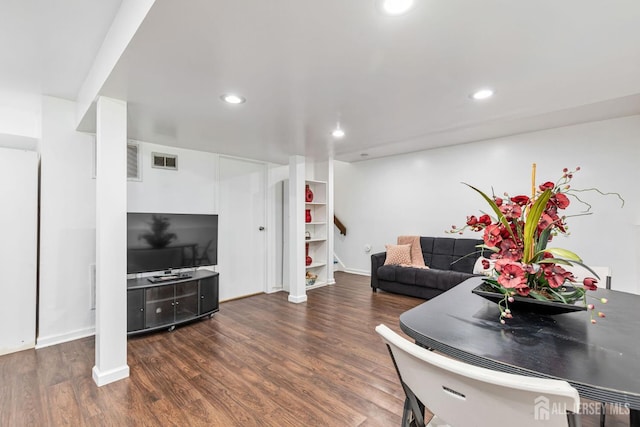 183 Driscoll Ct, Franklin Twsp, NJ 08873 - living room with dark wood-style floors and recessed lighting