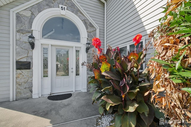 51 Greenbrook Rd, Middlesex, NJ 08846 - entrance to property with stone siding