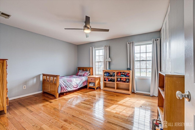 21 Stonewall Dr, Edison, NJ 08820 - bedroom featuring light wood-type flooring, ceiling fan, baseboards, and visible vents