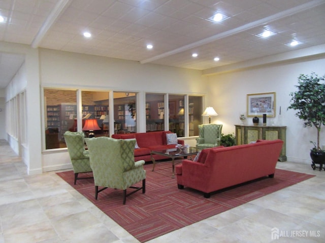 living room featuring recessed lighting