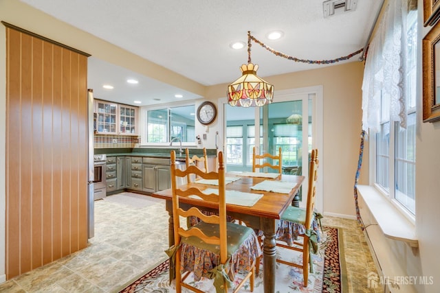 152 Chatham Dr Unit A, Monroe, NJ 08831 - dining space with recessed lighting