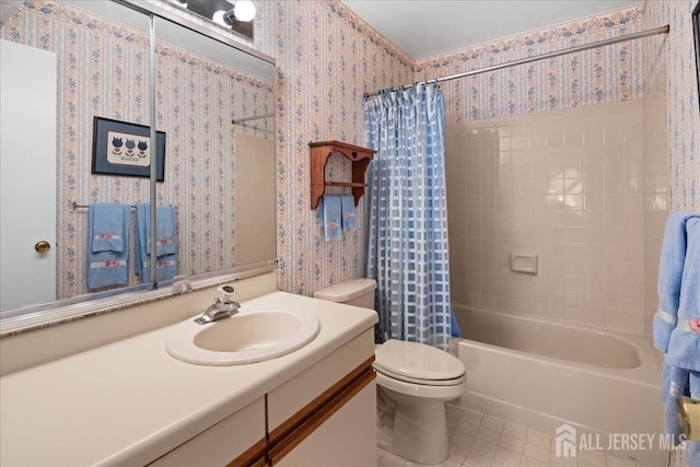 full bath with shower / bath combo, vanity, toilet, tile patterned flooring, and wallpapered walls