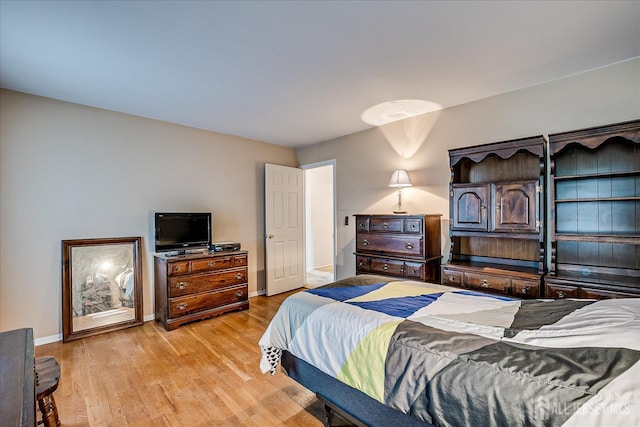 4 Bodnarik Rd, Edison, NJ 08837 - bedroom with light wood-style flooring and baseboards