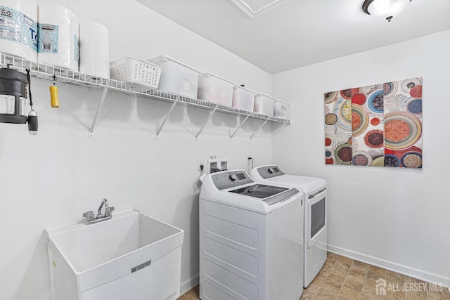 18 Larkspur Ln, Monroe, NJ 08831 - washroom featuring washing machine and clothes dryer and baseboards