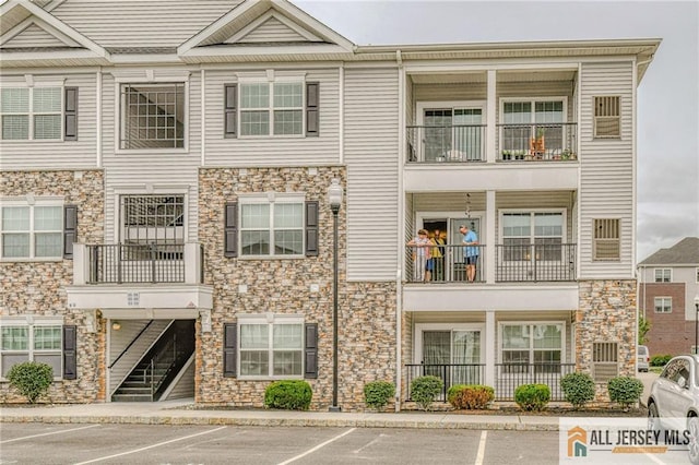 827 Stiller Ln Unit 827, Jamesburg, NJ 08831 - photo 9