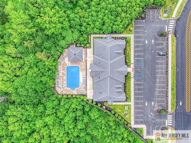827 Stiller Ln Unit 827, Jamesburg, NJ 08831 - photo 4