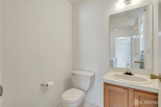 136 Carroll Ave, Woodbridge Proper, NJ 07095 - bathroom with toilet and vanity