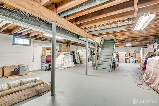 4 Hollis Rd, East Brunswick, NJ 08816 - below grade area with stairway