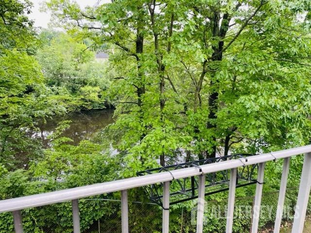 8 Indiana Ct Unit D, Old Bridge, NJ 07747 - view of balcony