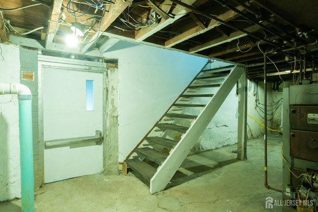 unfinished below grade area with stairs