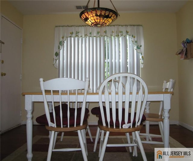 903 N Oaks Blvd, North Brunswick, NJ 08902 - dining space with baseboards