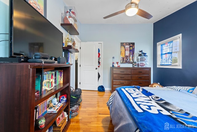 27 York St, Old Bridge, NJ 08857 - bedroom with wood finished floors and ceiling fan